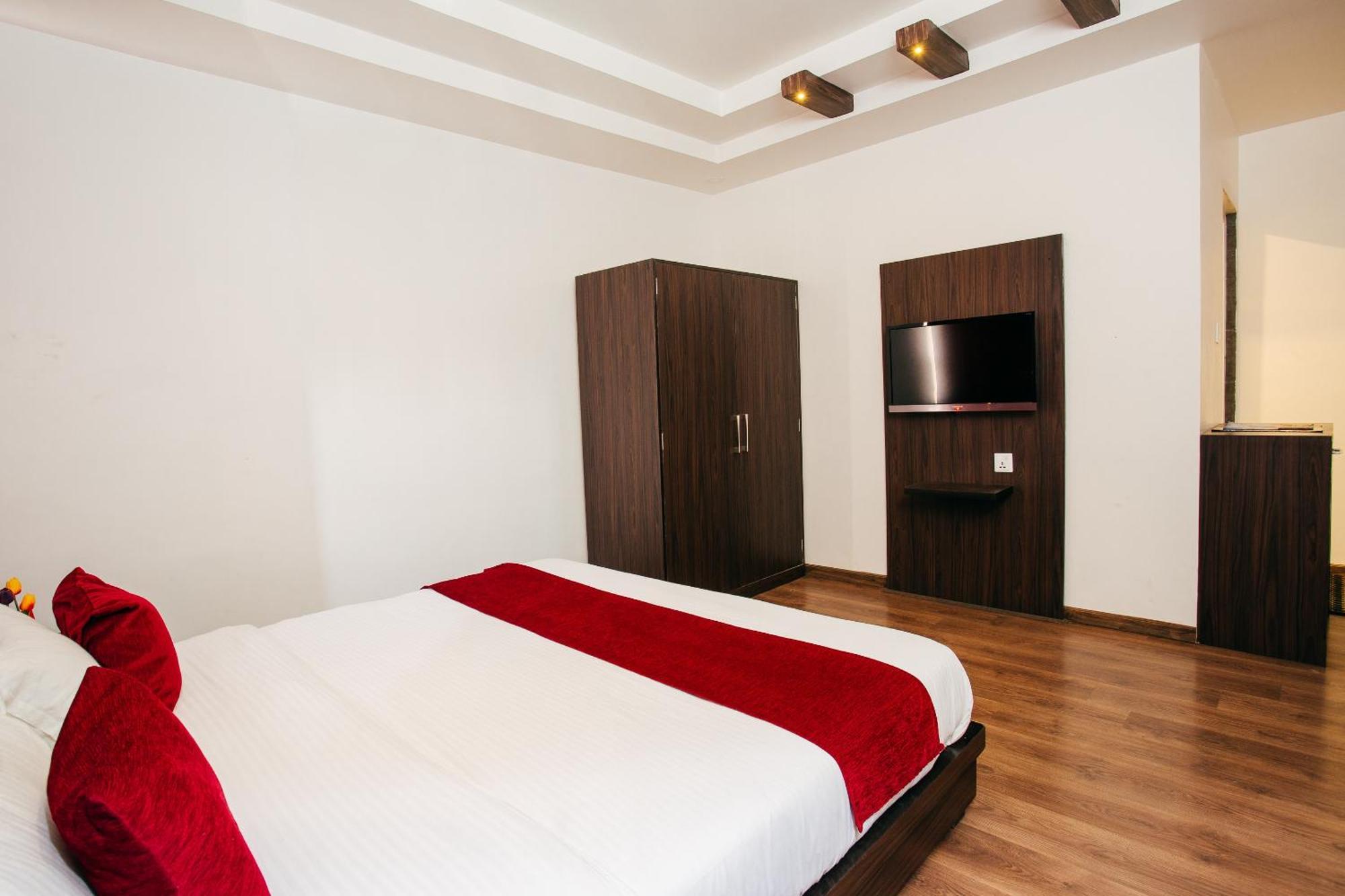 Oyo 11474 Gangaur Regency Boutique Hotel Katmandu Zewnętrze zdjęcie