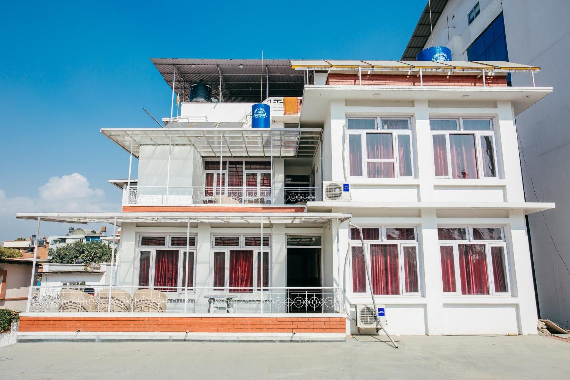 Oyo 11474 Gangaur Regency Boutique Hotel Katmandu Zewnętrze zdjęcie